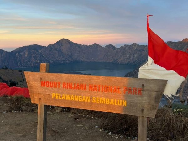about climb rinjani